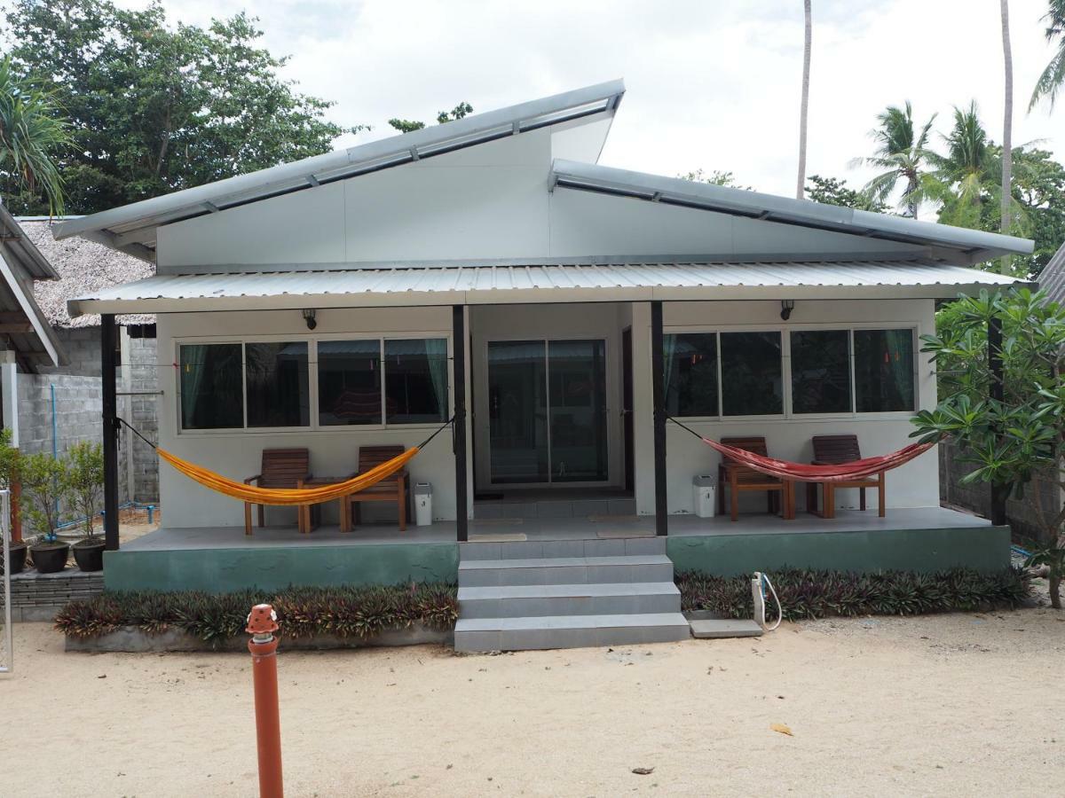 Bluesky Beach Bungalows Koh Lanta Exterior photo